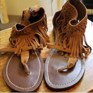 Minnetonka Abbey Fringed Thong Sandal